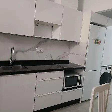 Apartment Emilio De La Cerda Huelin